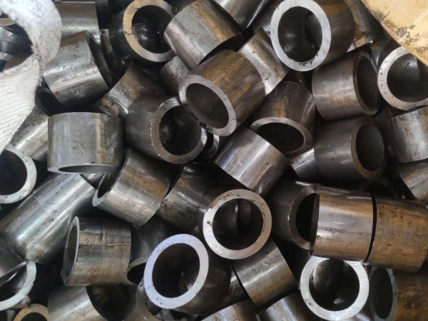 阜城无缝钢管切割